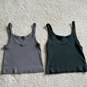 Brandy Melville John Galt Women's Gray and Dark Green Tank Tops